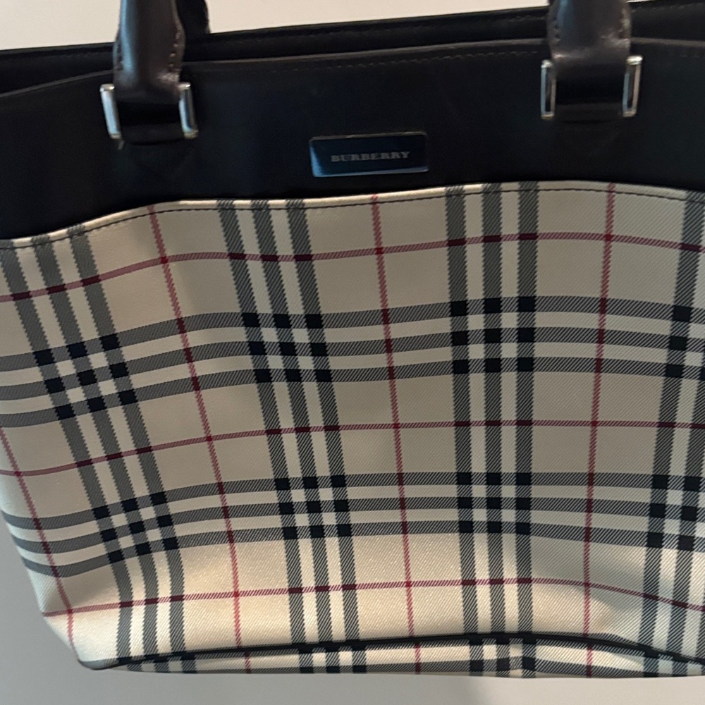 Burberry Black